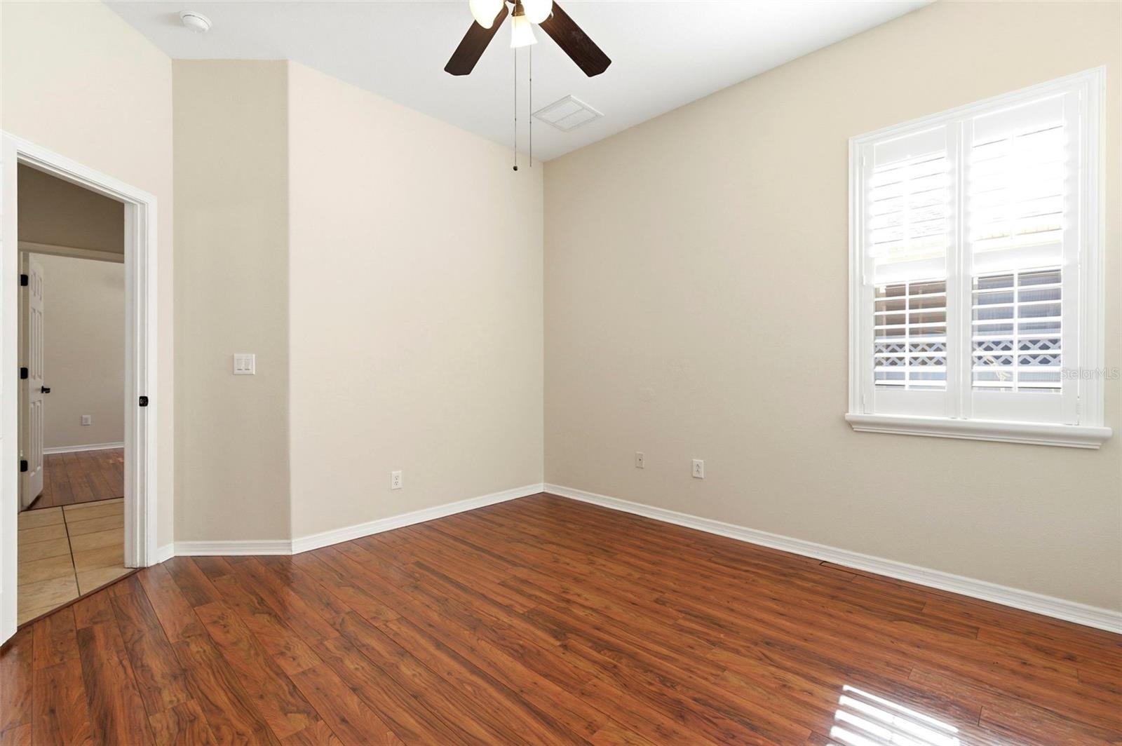 LAKE TALIA PH 02 - Residential