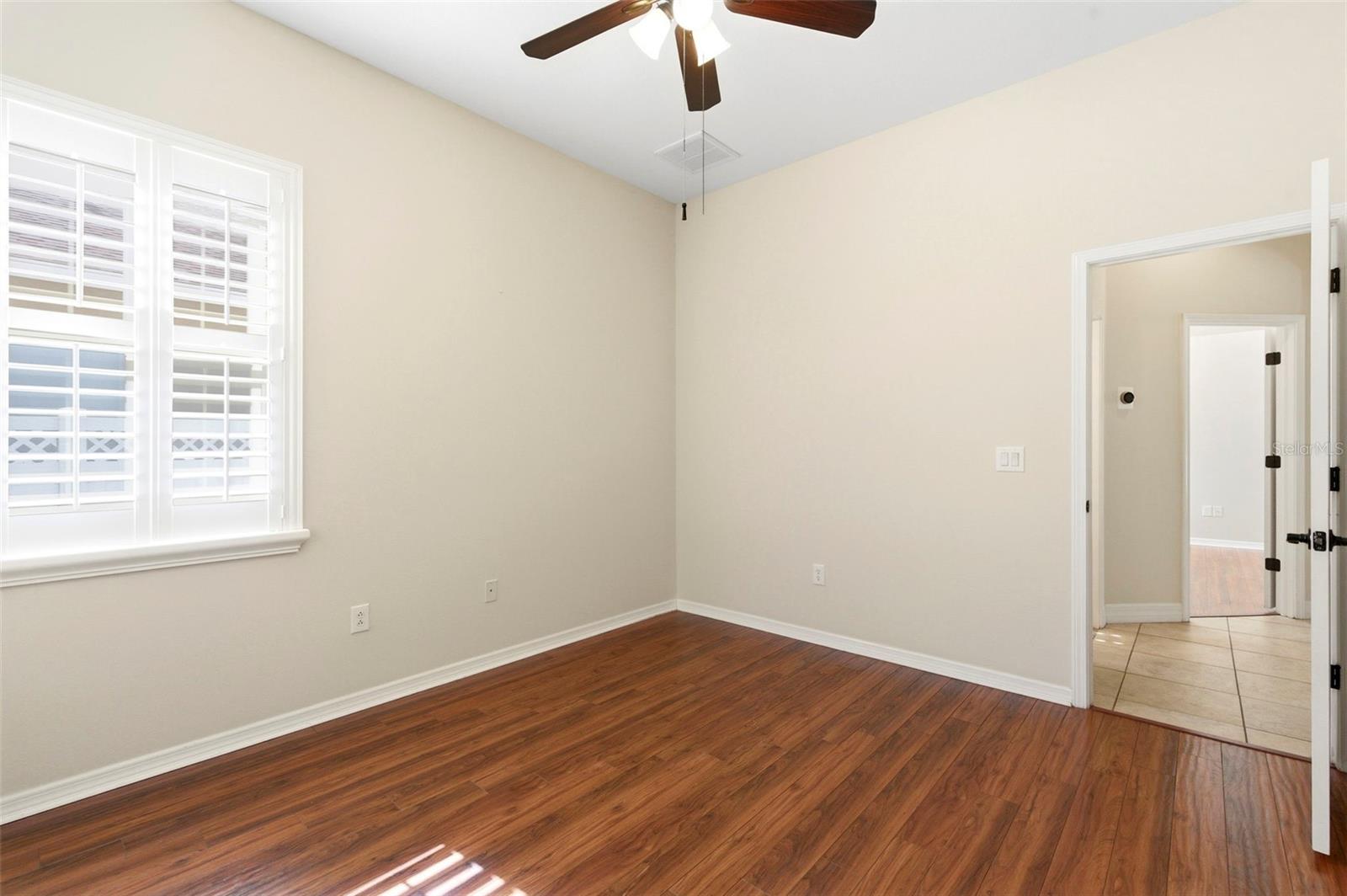 LAKE TALIA PH 02 - Residential