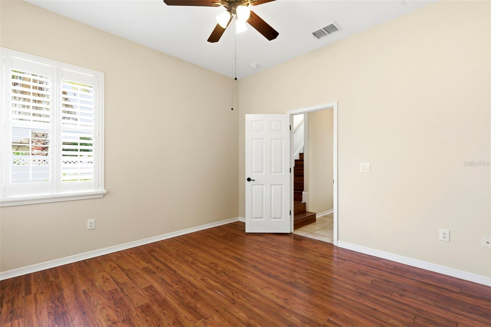 LAKE TALIA PH 02 - Residential