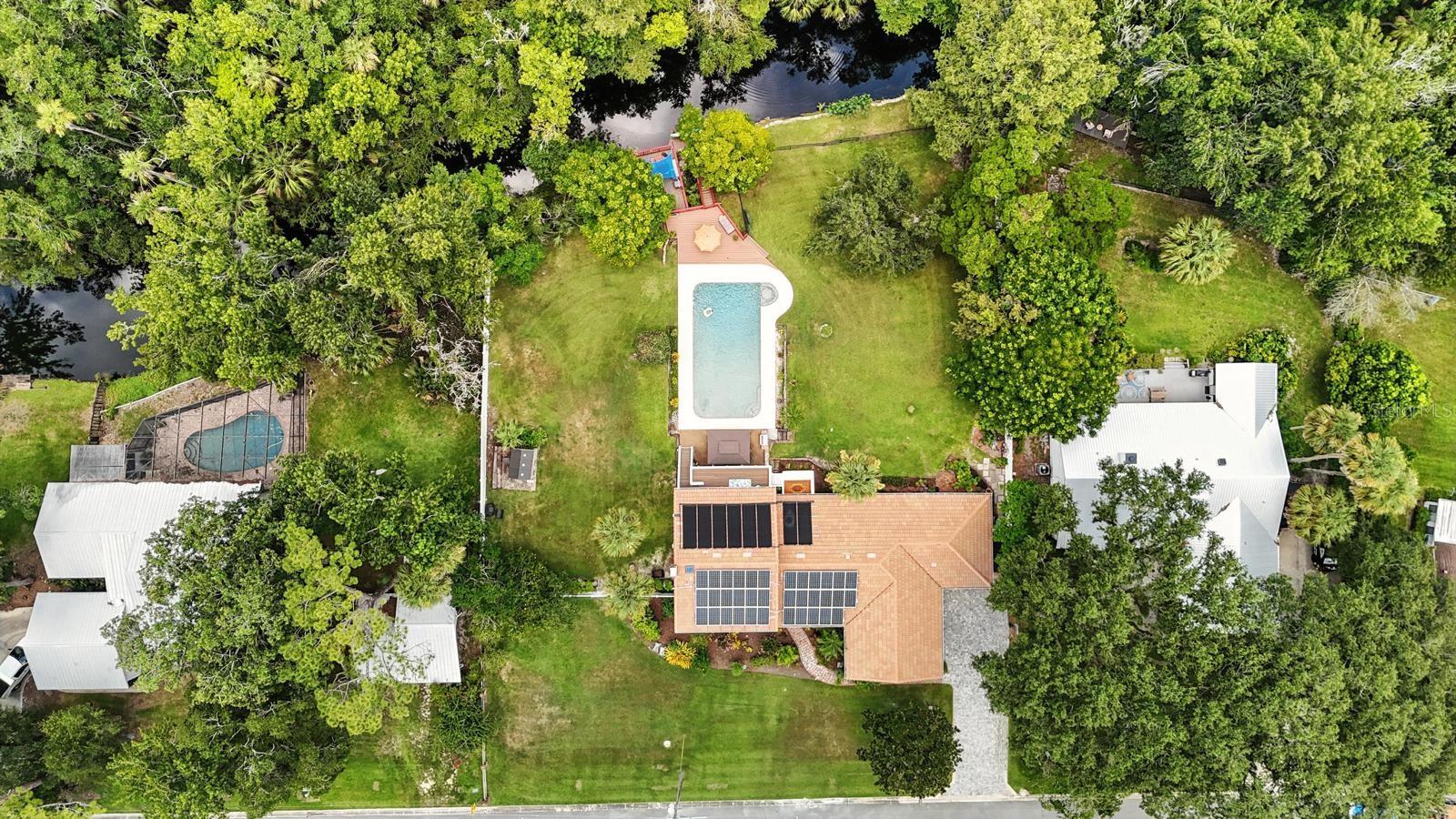 29 TWIN RIVER DRIVE