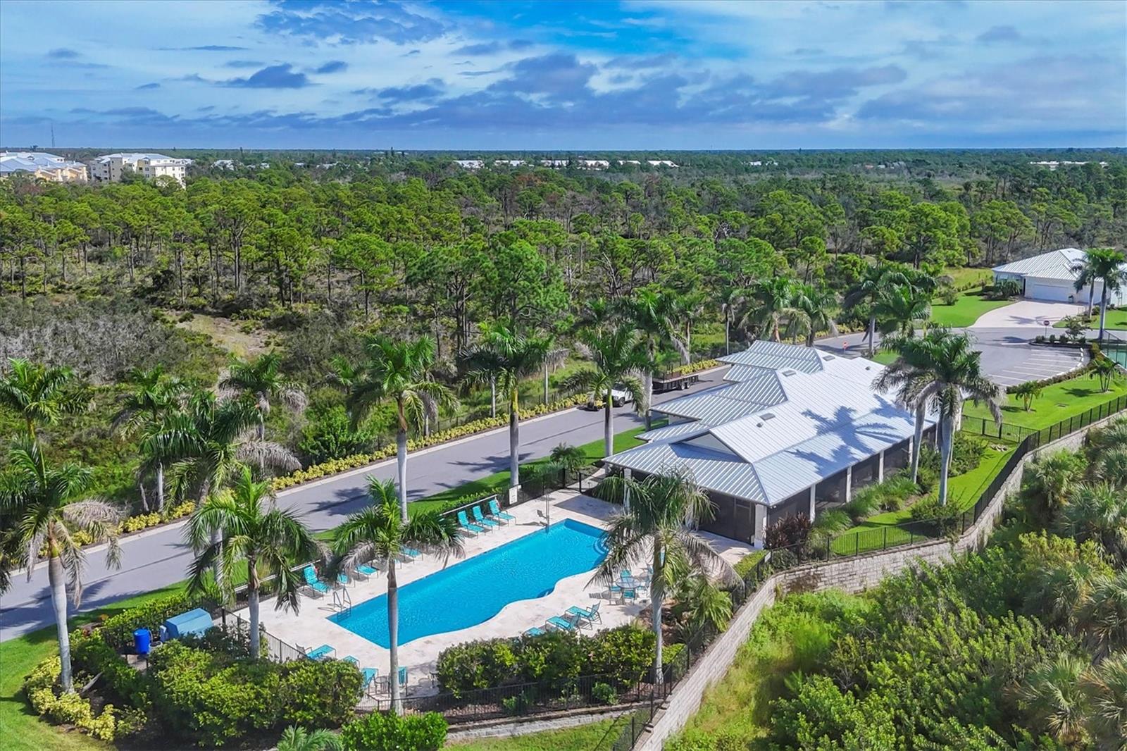 CORAL CAYE - Residential