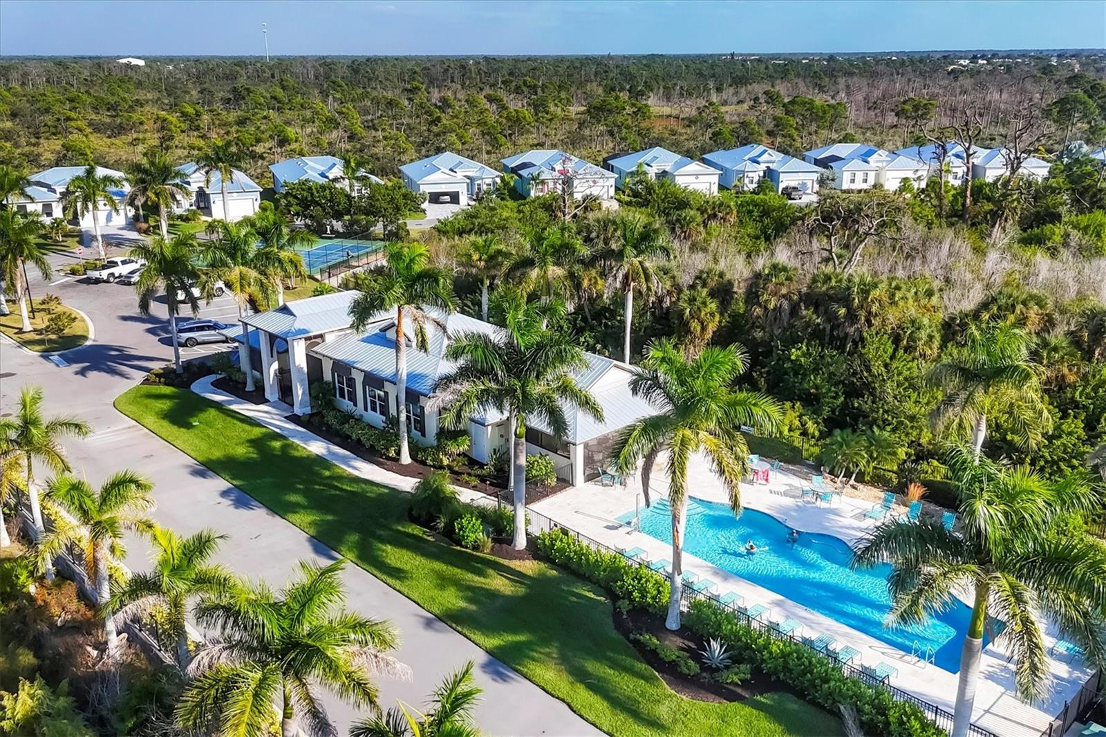 CORAL CAYE - Residential