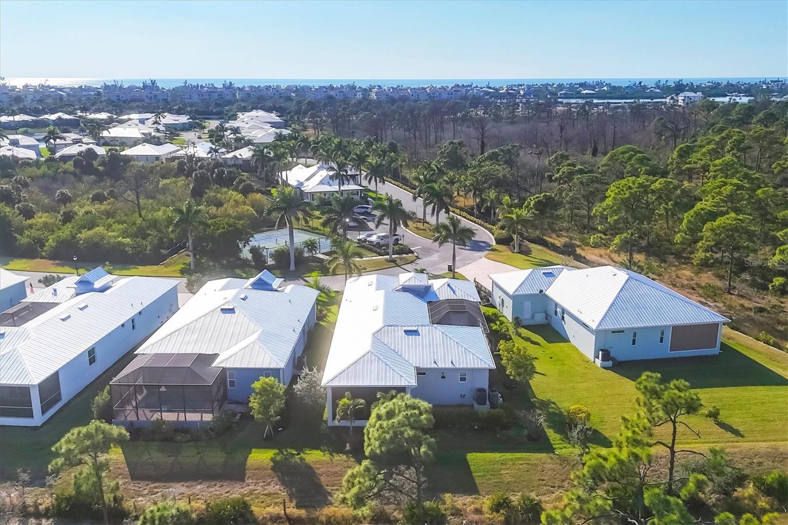 CORAL CAYE - Residential