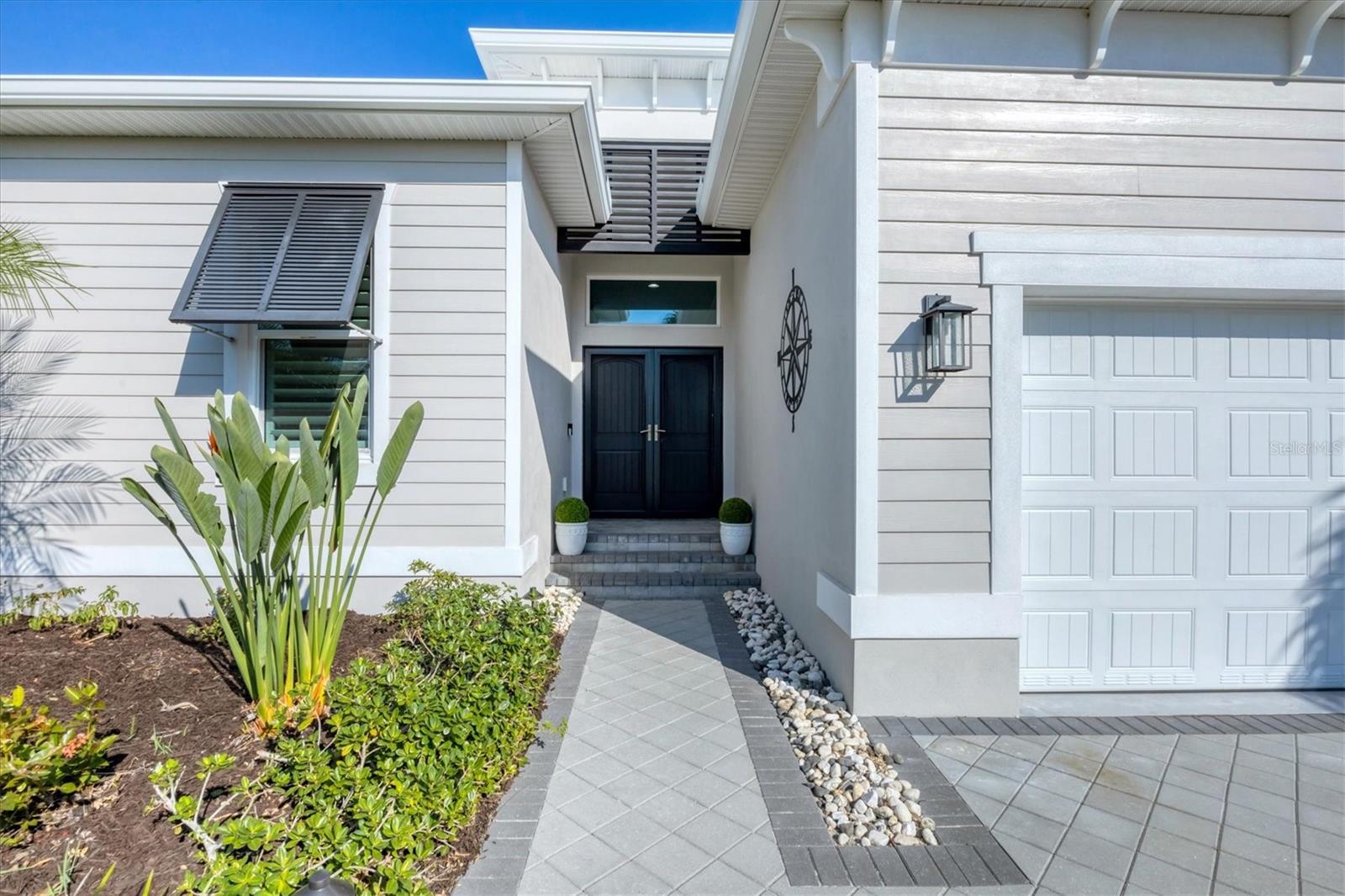 CORAL CAYE - Residential