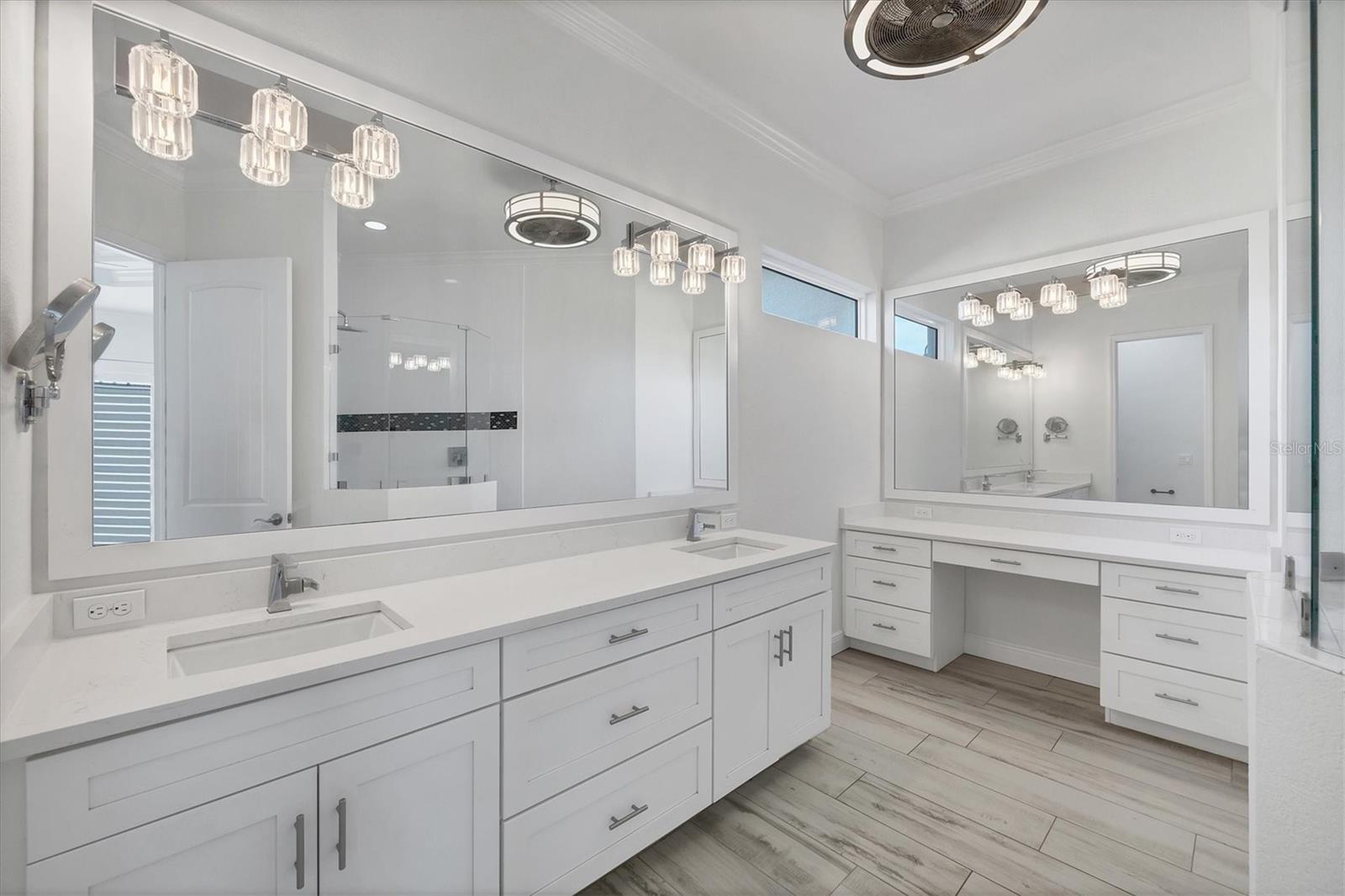 CORAL CAYE - Residential