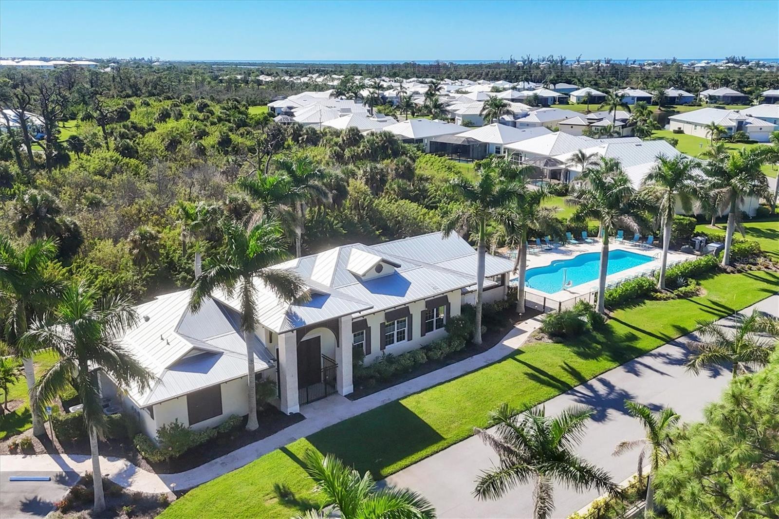 CORAL CAYE - Residential