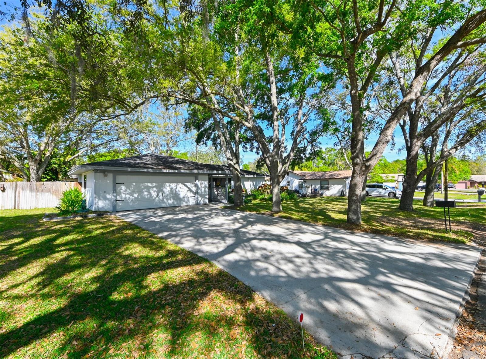 4915 CHURCHILL PL