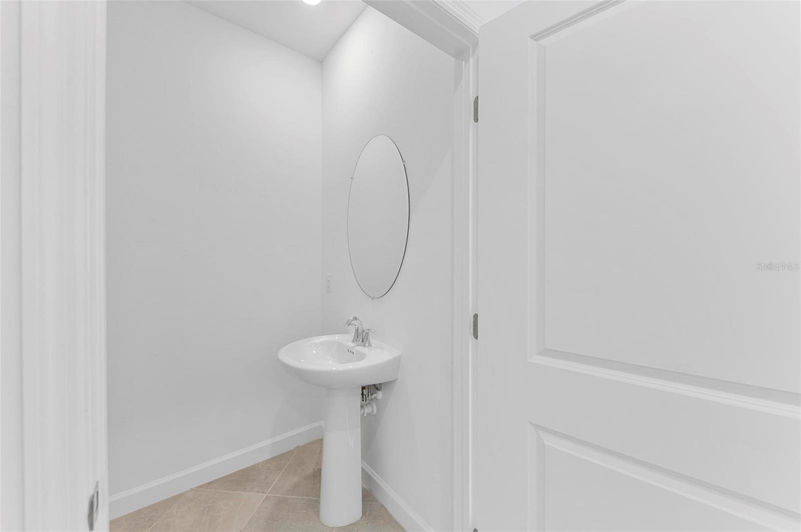 LORRAINE LAKES PH IIA - Residential Lease