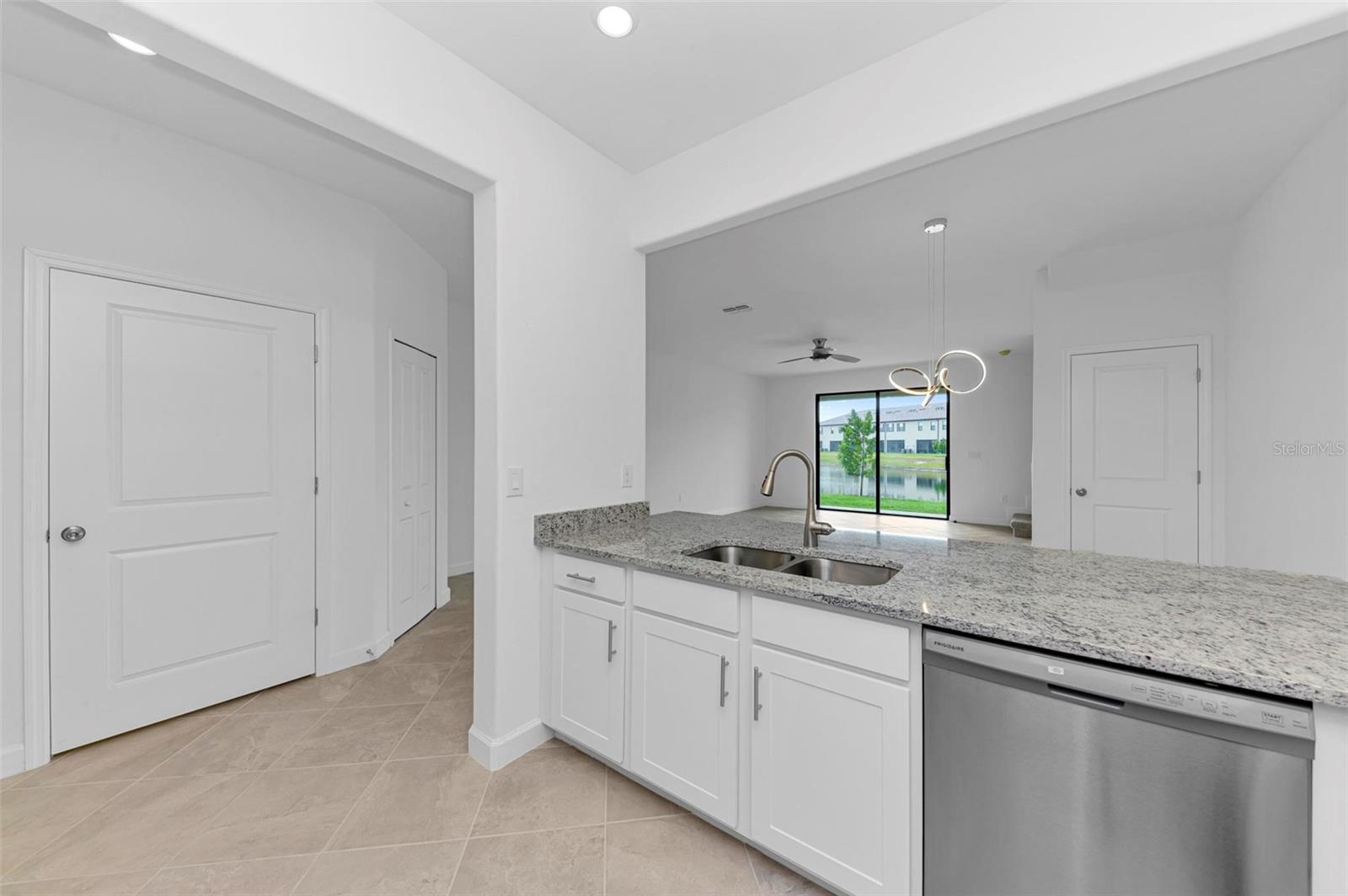 LORRAINE LAKES PH IIA - Residential Lease