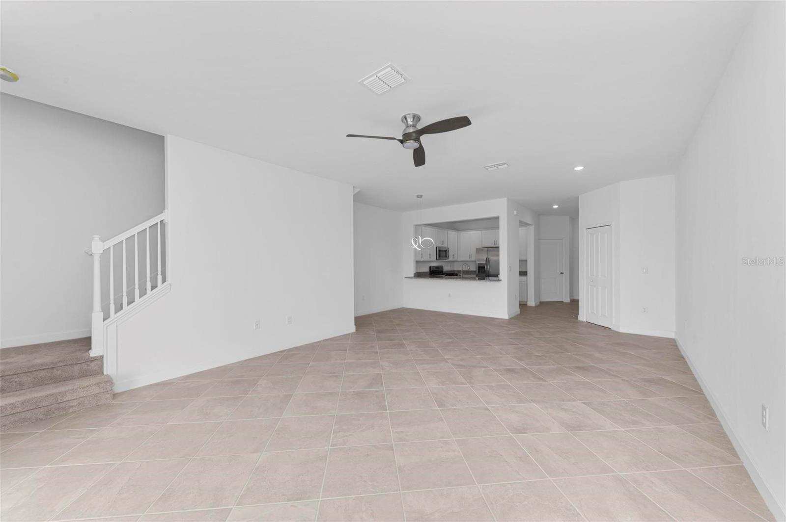 LORRAINE LAKES PH IIA - Residential Lease