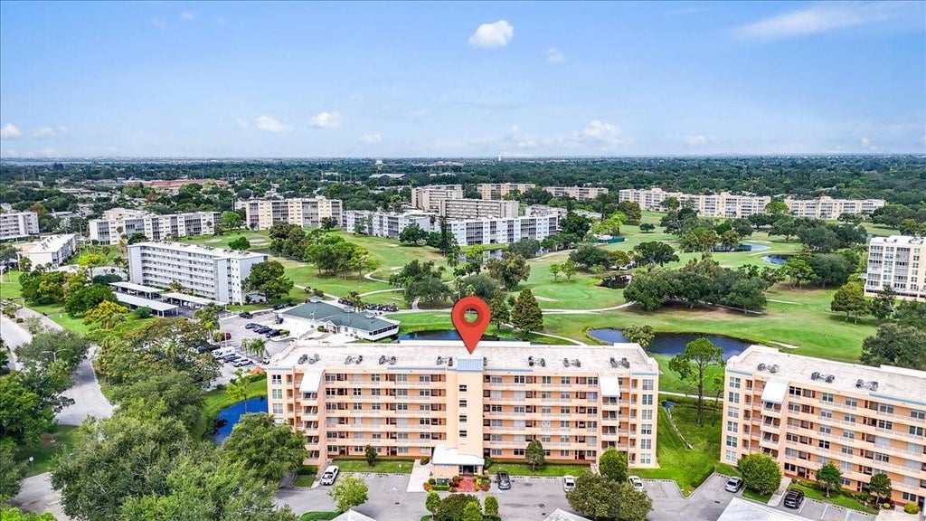 Photo of 4570 Pinebrook Circle #208, Bradenton, FL 34209 (MLS # A4706920)