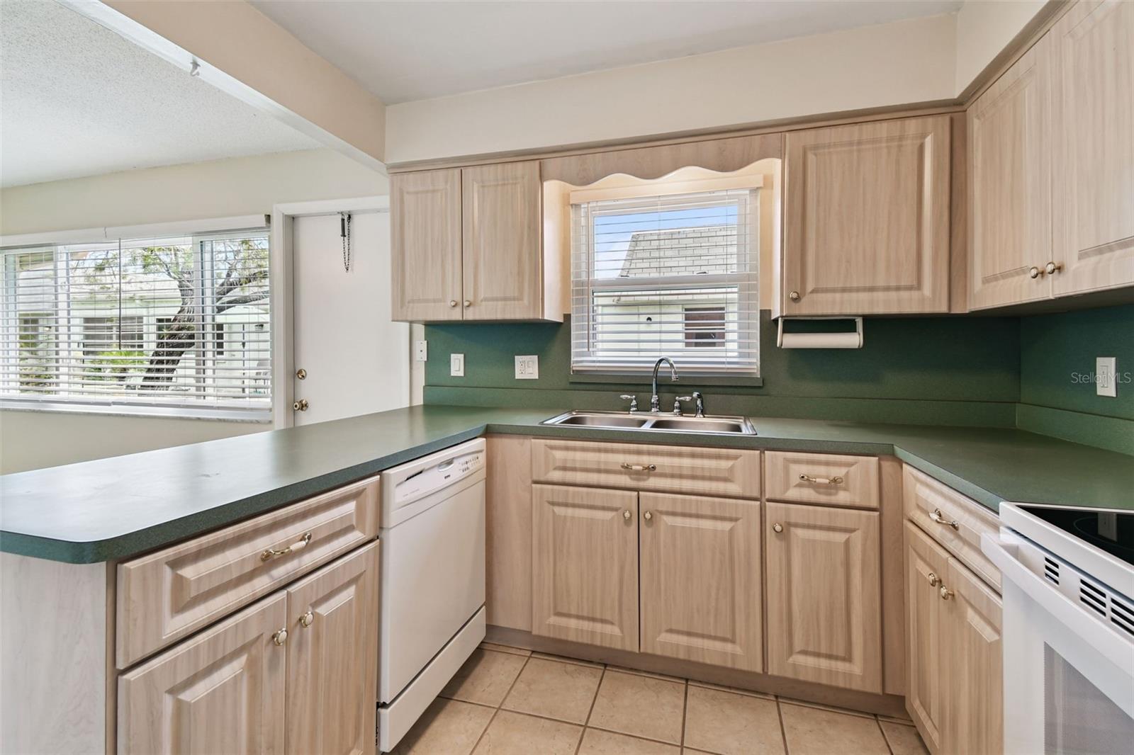 VENDOME VILLAGE - Residential