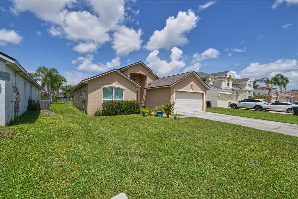 Photo of 2486 Island Club Way, Orlando, FL 32822 (MLS # O6426479)
