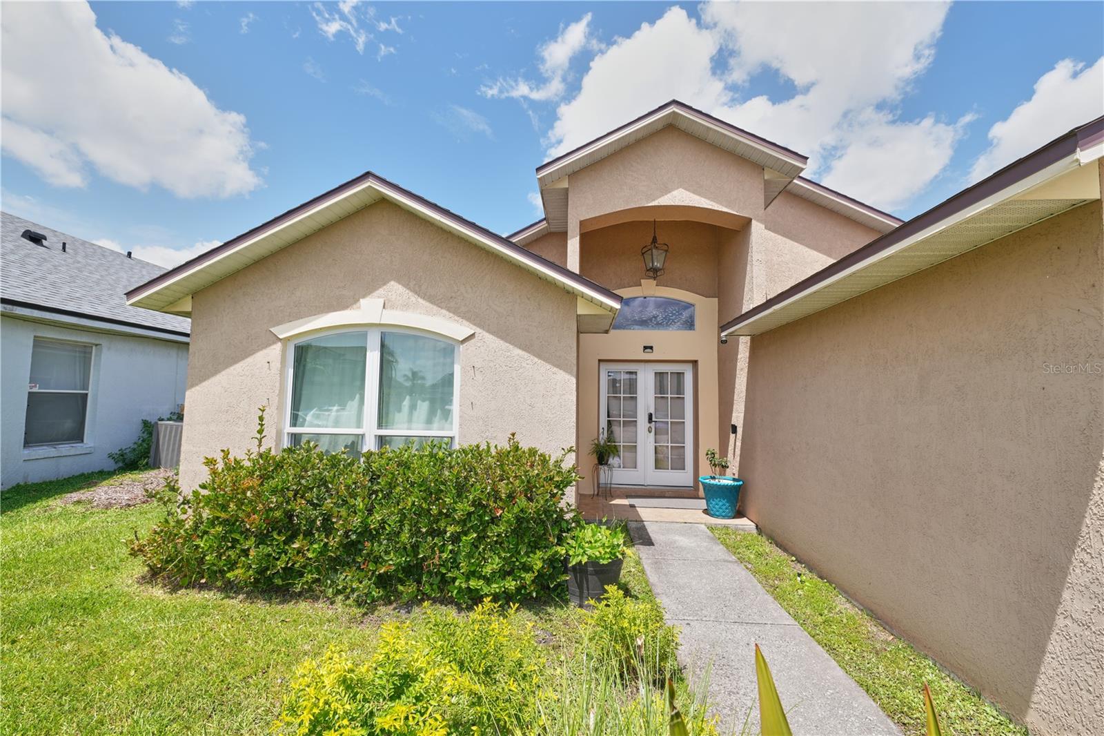 2486 ISLAND CLUB WAY