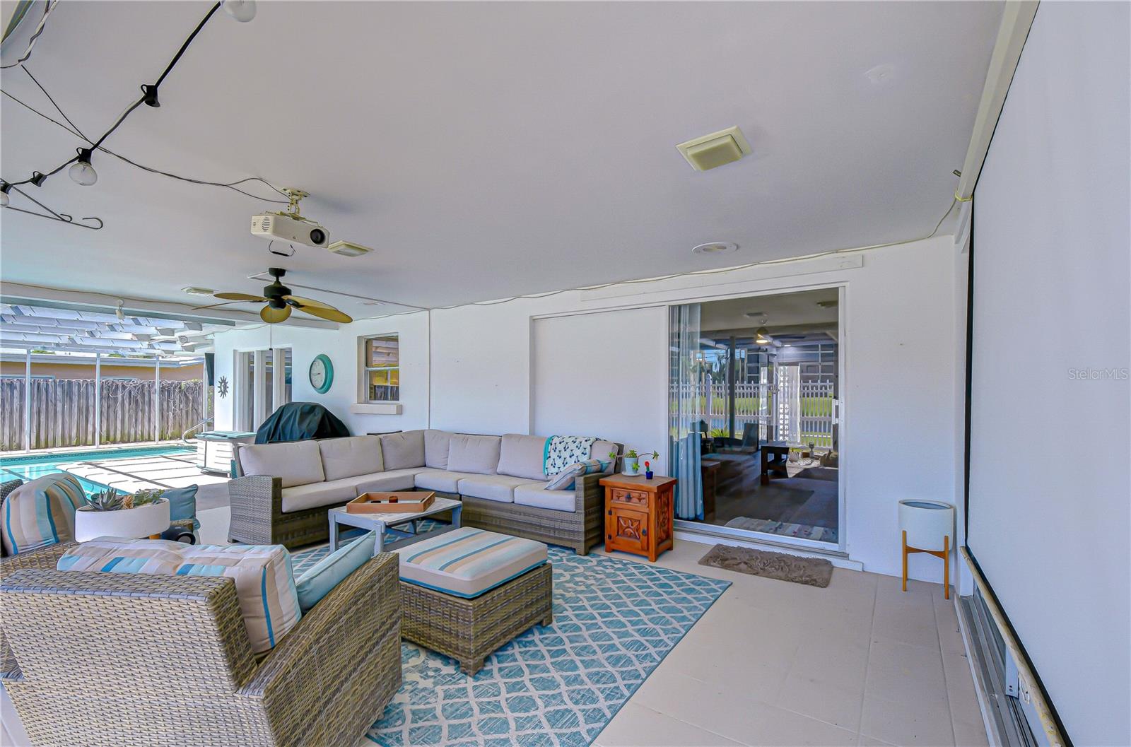 YACHT CLUB ESTATES UNIT 3 PT REP - Residential