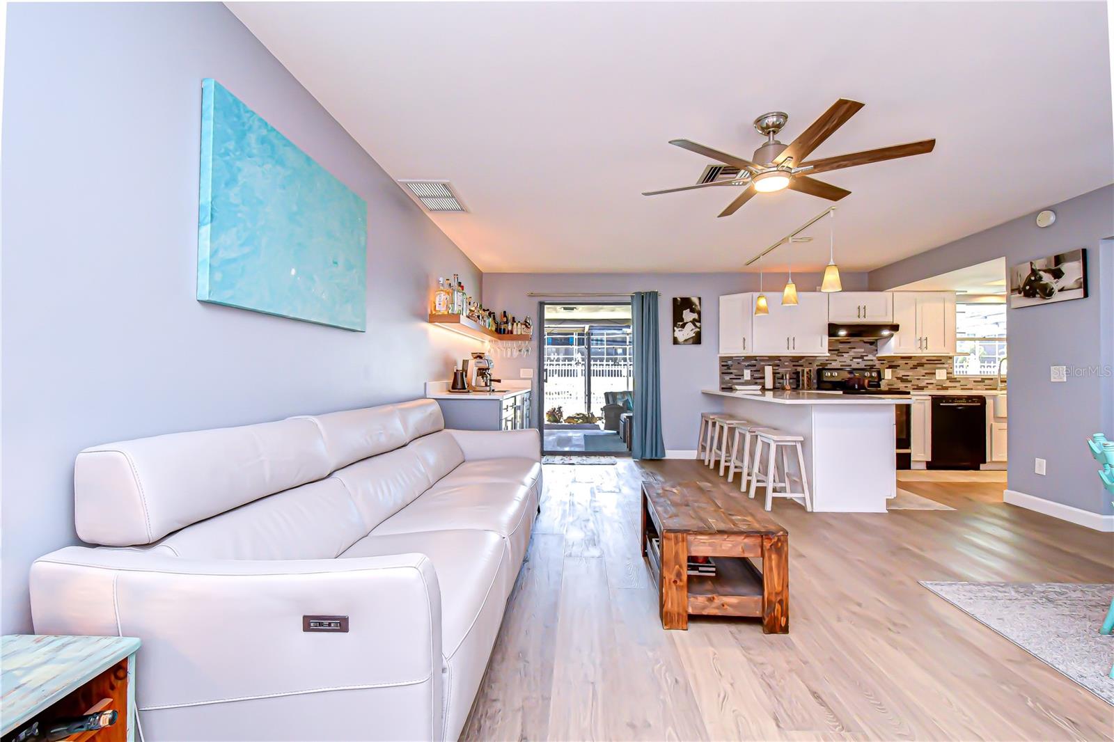 YACHT CLUB ESTATES UNIT 3 PT REP - Residential