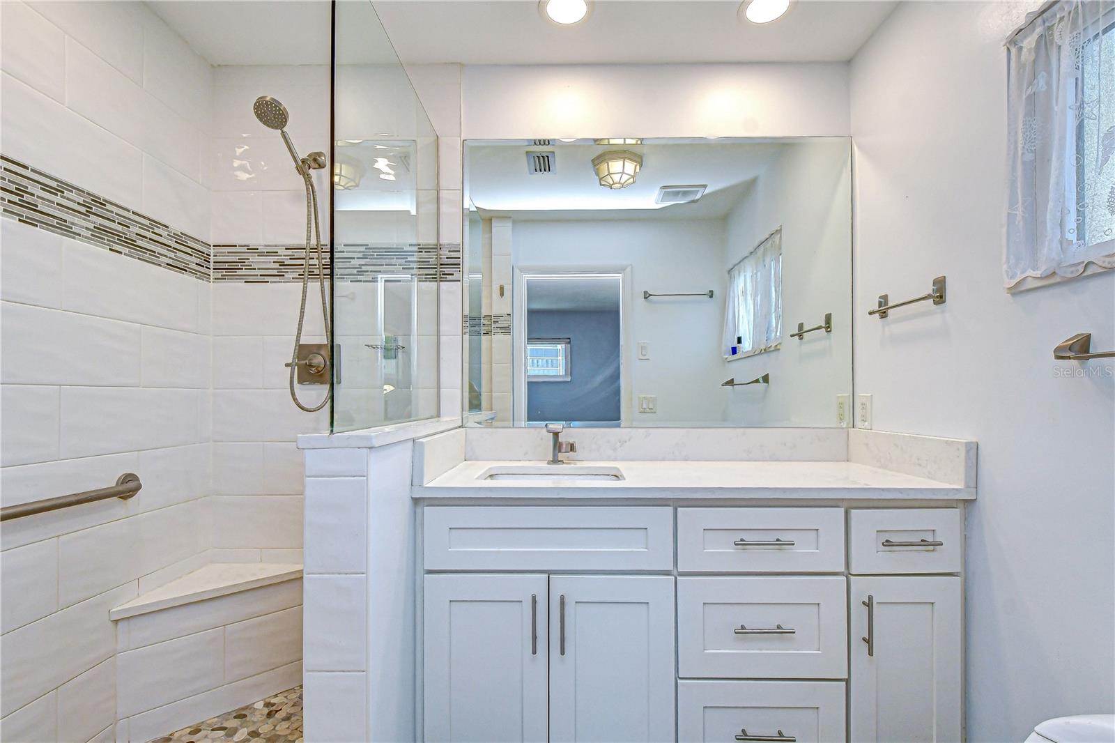 YACHT CLUB ESTATES UNIT 3 PT REP - Residential