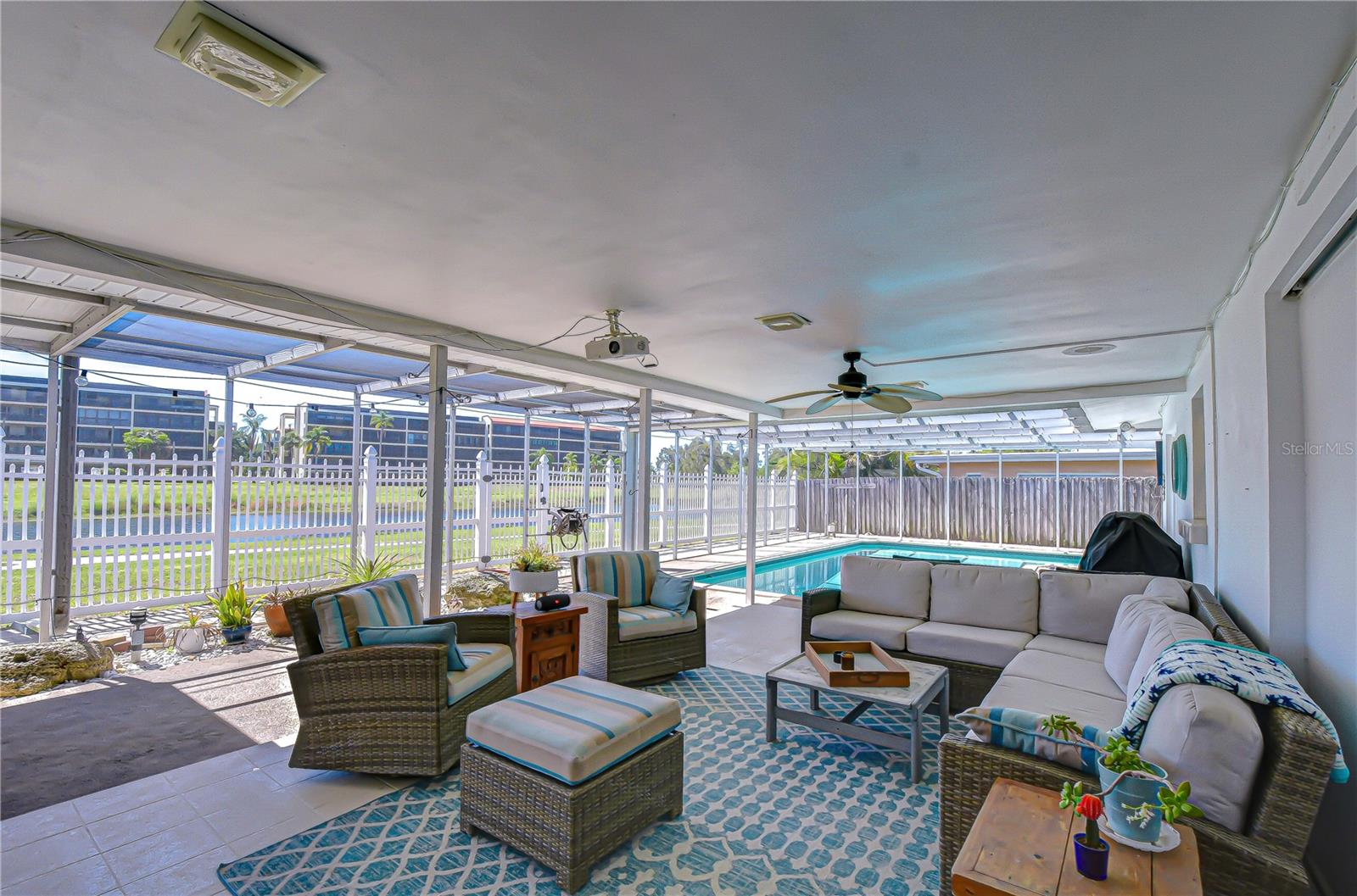 YACHT CLUB ESTATES UNIT 3 PT REP - Residential