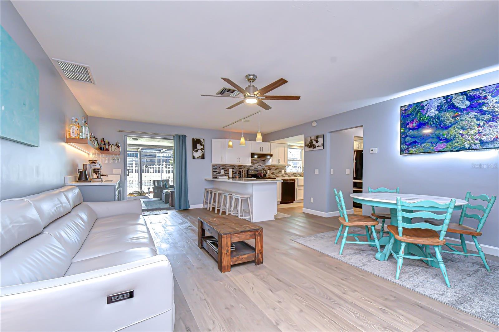 YACHT CLUB ESTATES UNIT 3 PT REP - Residential