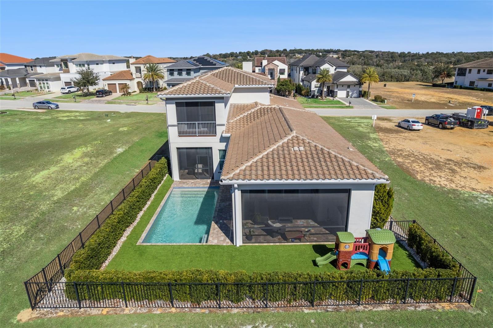 BELLA COLLINA WEST SUB - Residential