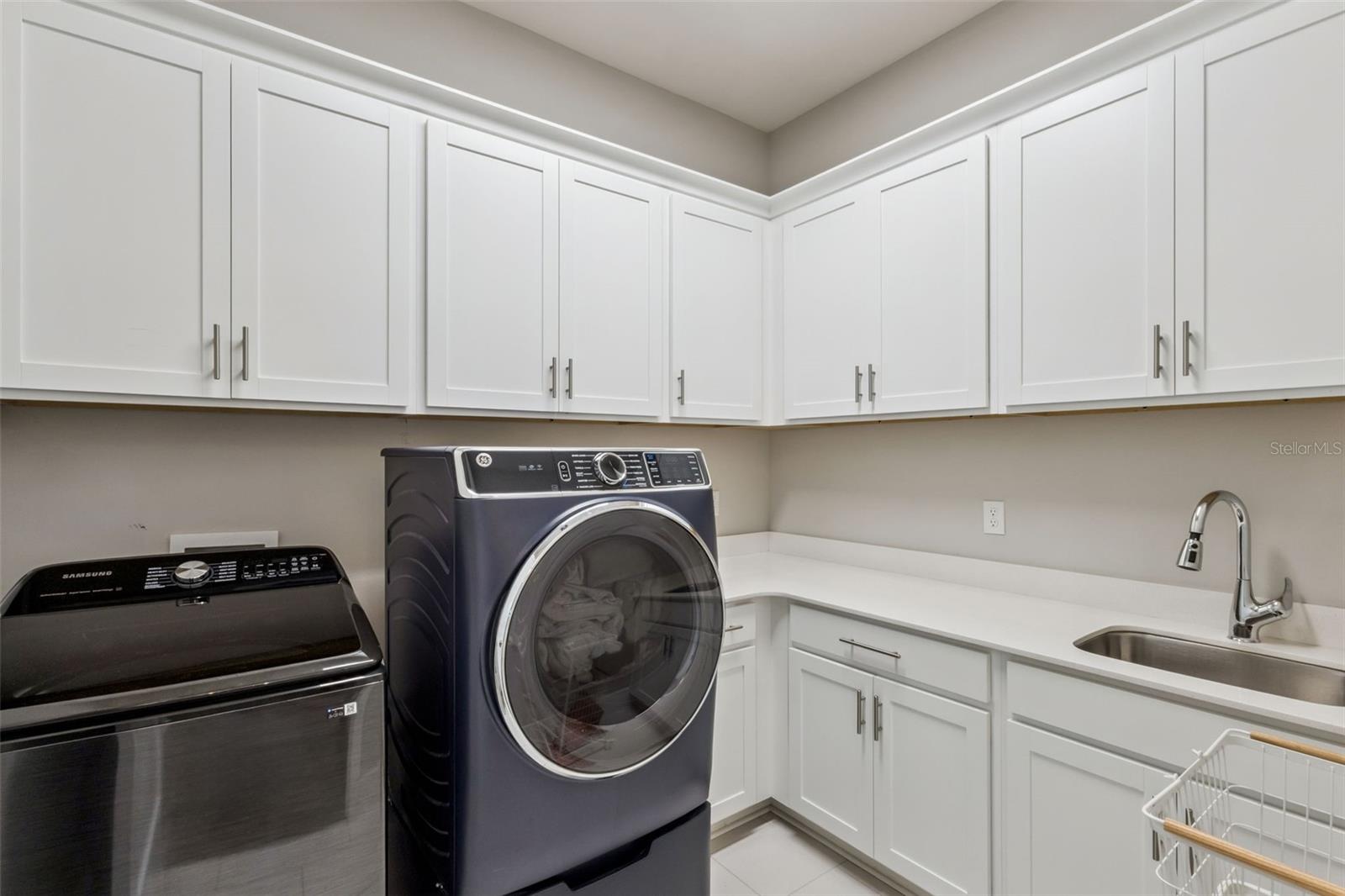 BELLA COLLINA WEST SUB - Residential