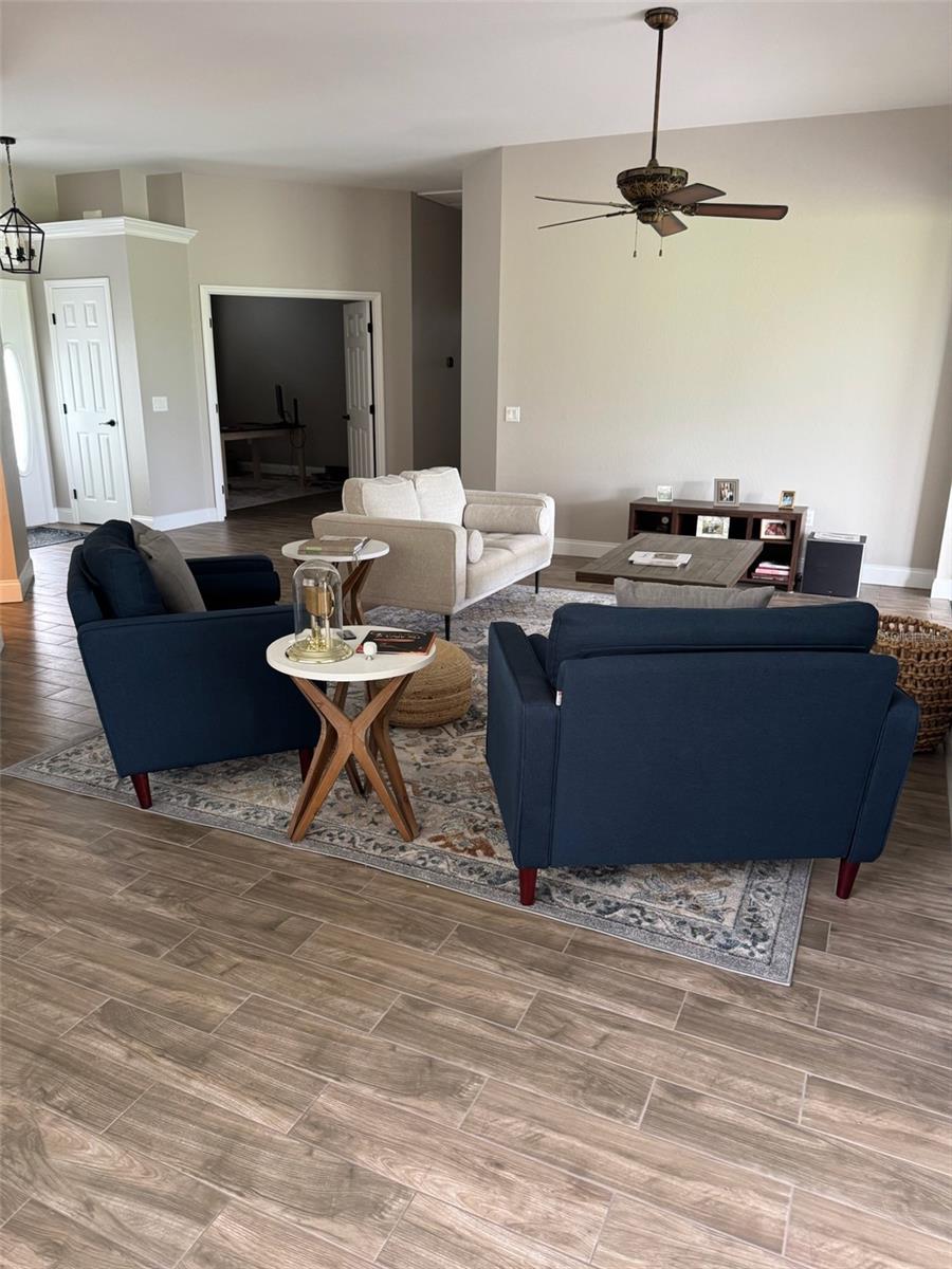 6623 BENDELOW DRIVE