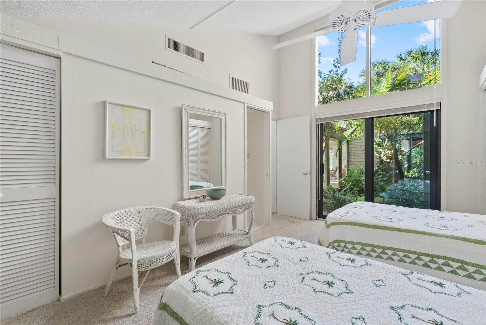 SANDY COVE - Residential