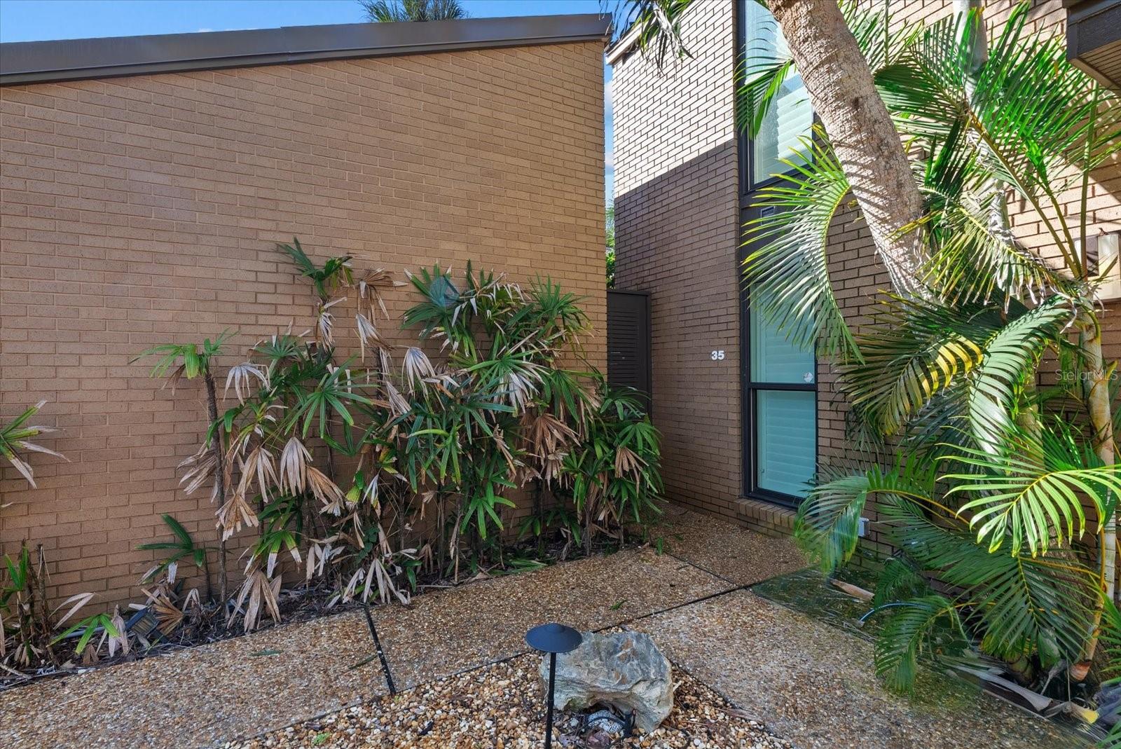 SANDY COVE - Residential