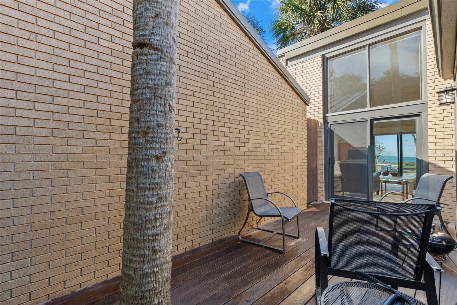 SANDY COVE - Residential