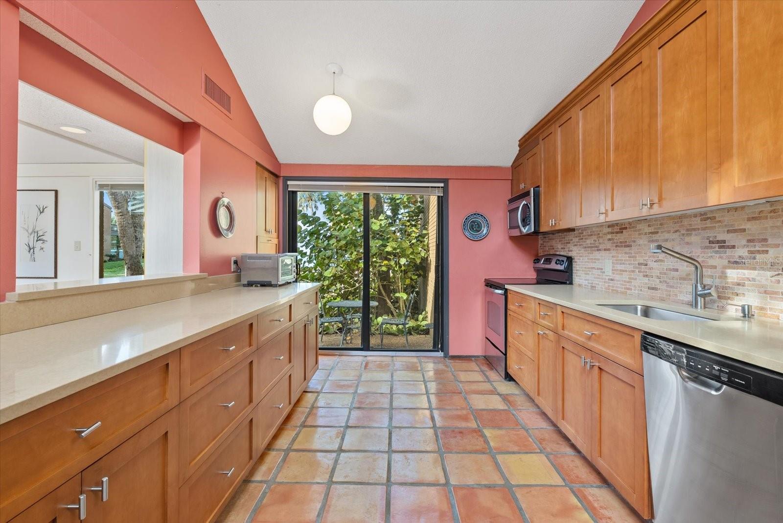 SANDY COVE - Residential