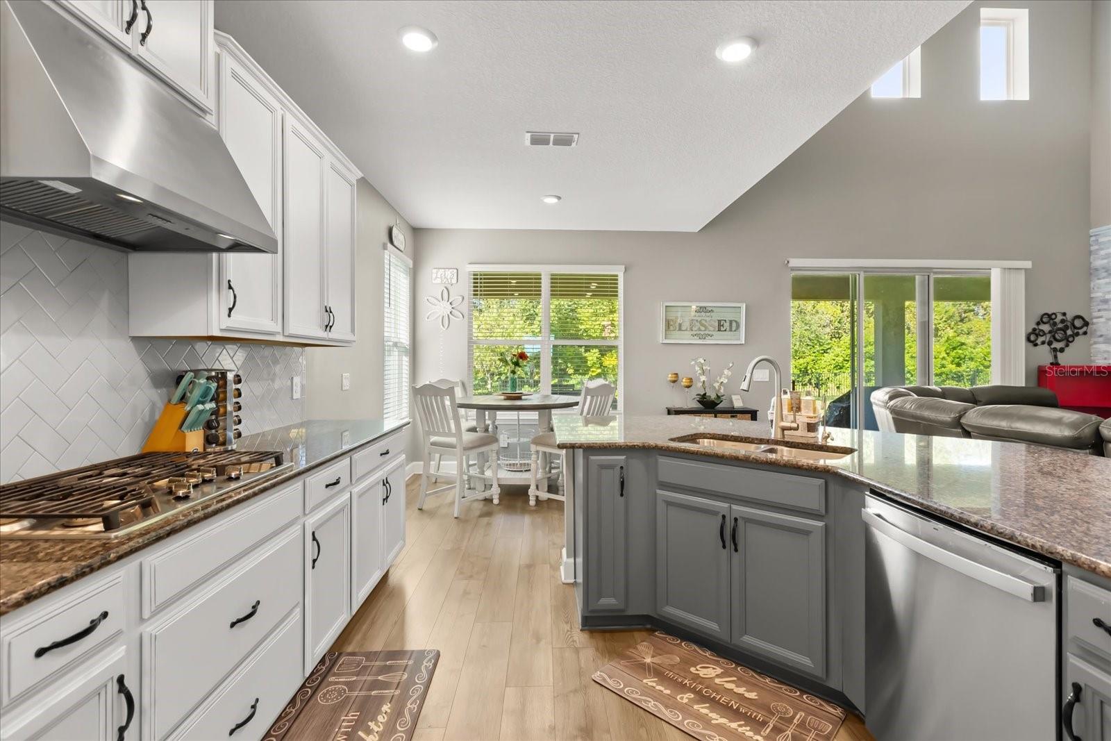 LAKESIDE PH II - Residential