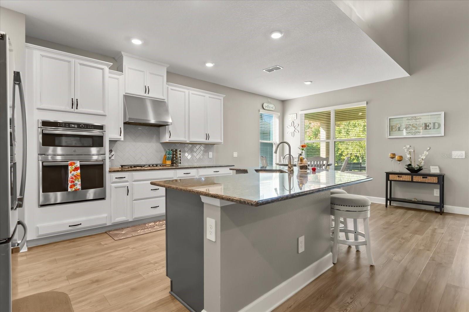 LAKESIDE PH II - Residential