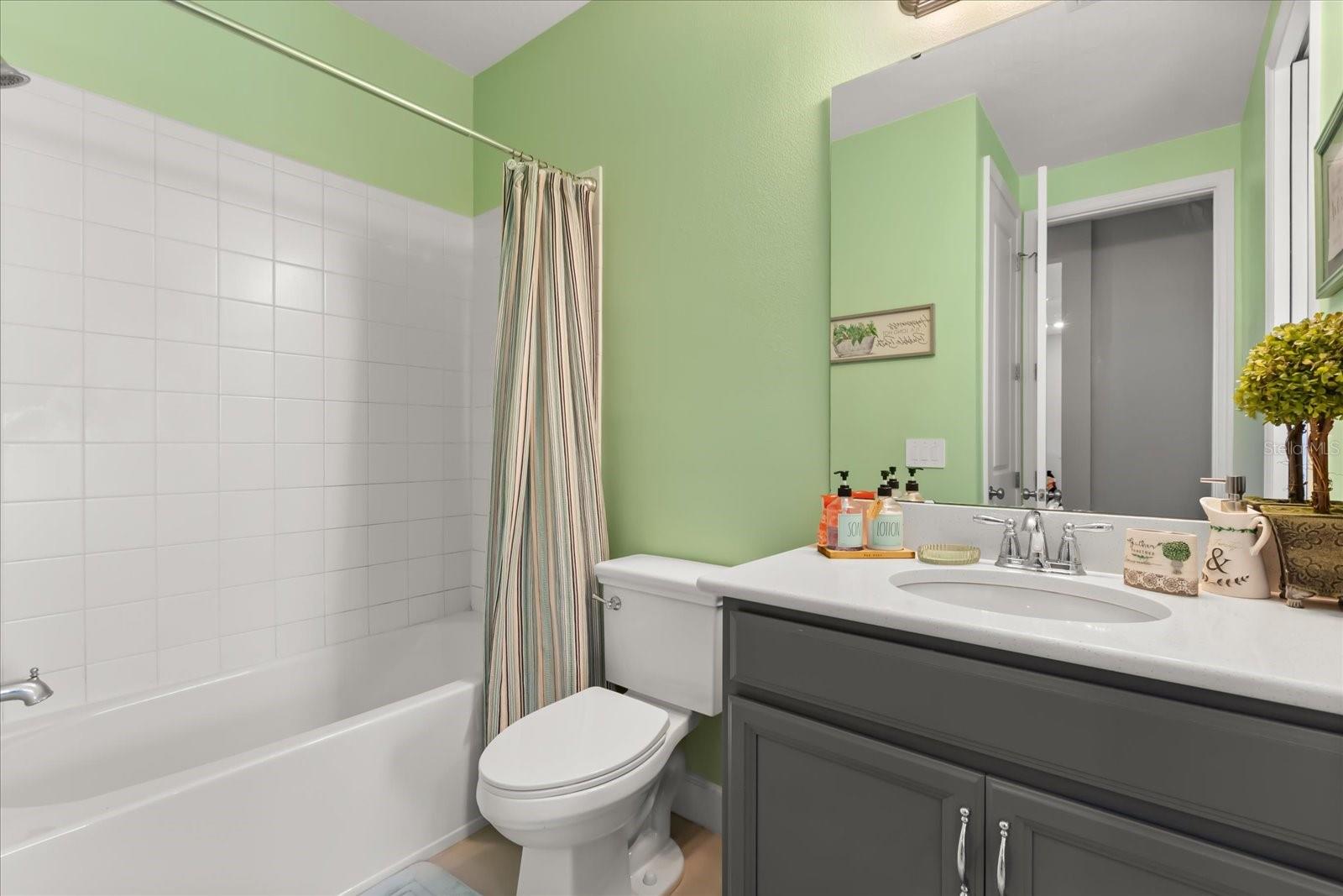 LAKESIDE PH II - Residential