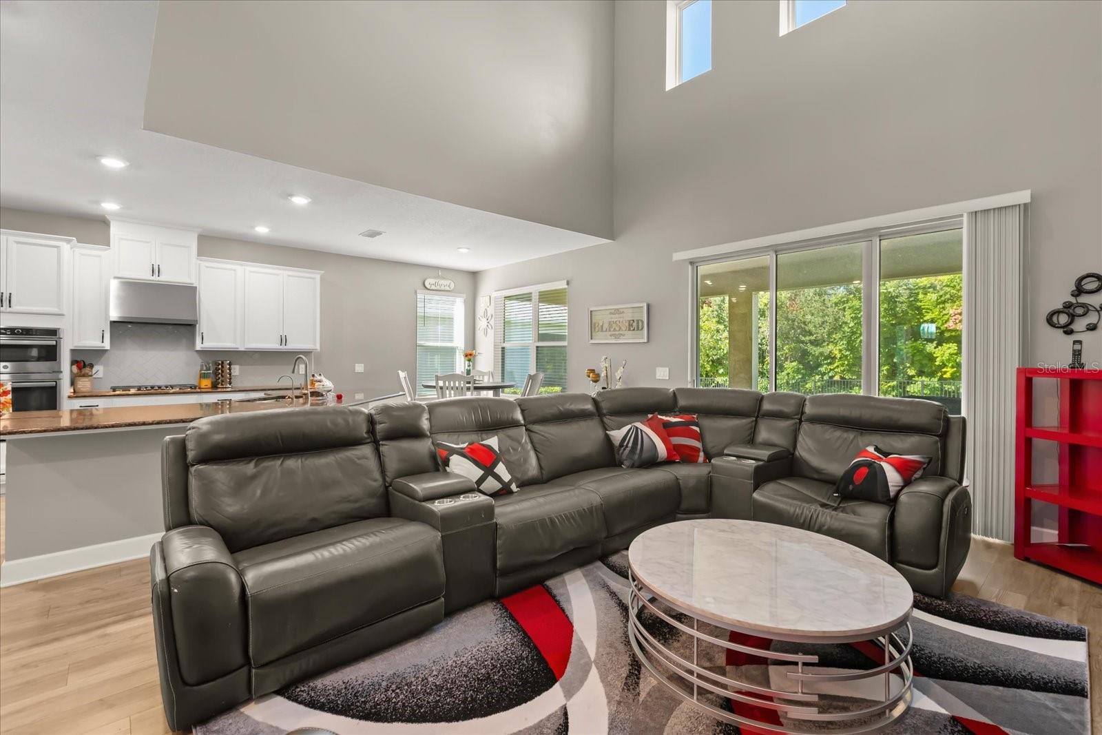 LAKESIDE PH II - Residential