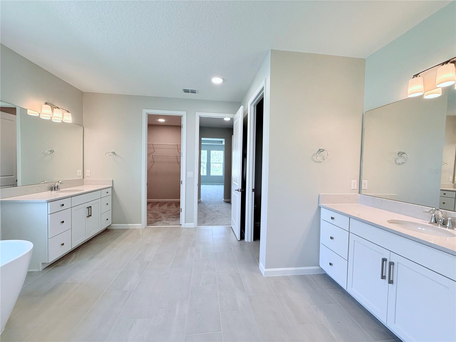 HAWK'S OVERLOOK - Residential