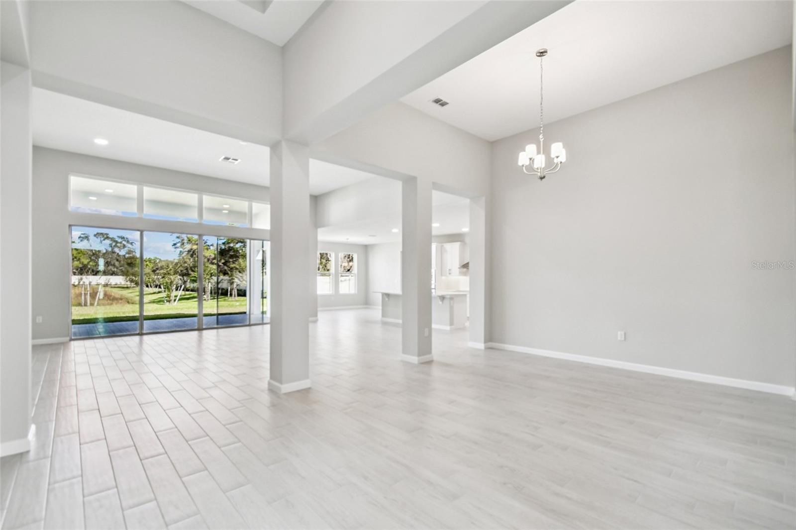 HAWK'S OVERLOOK - Residential