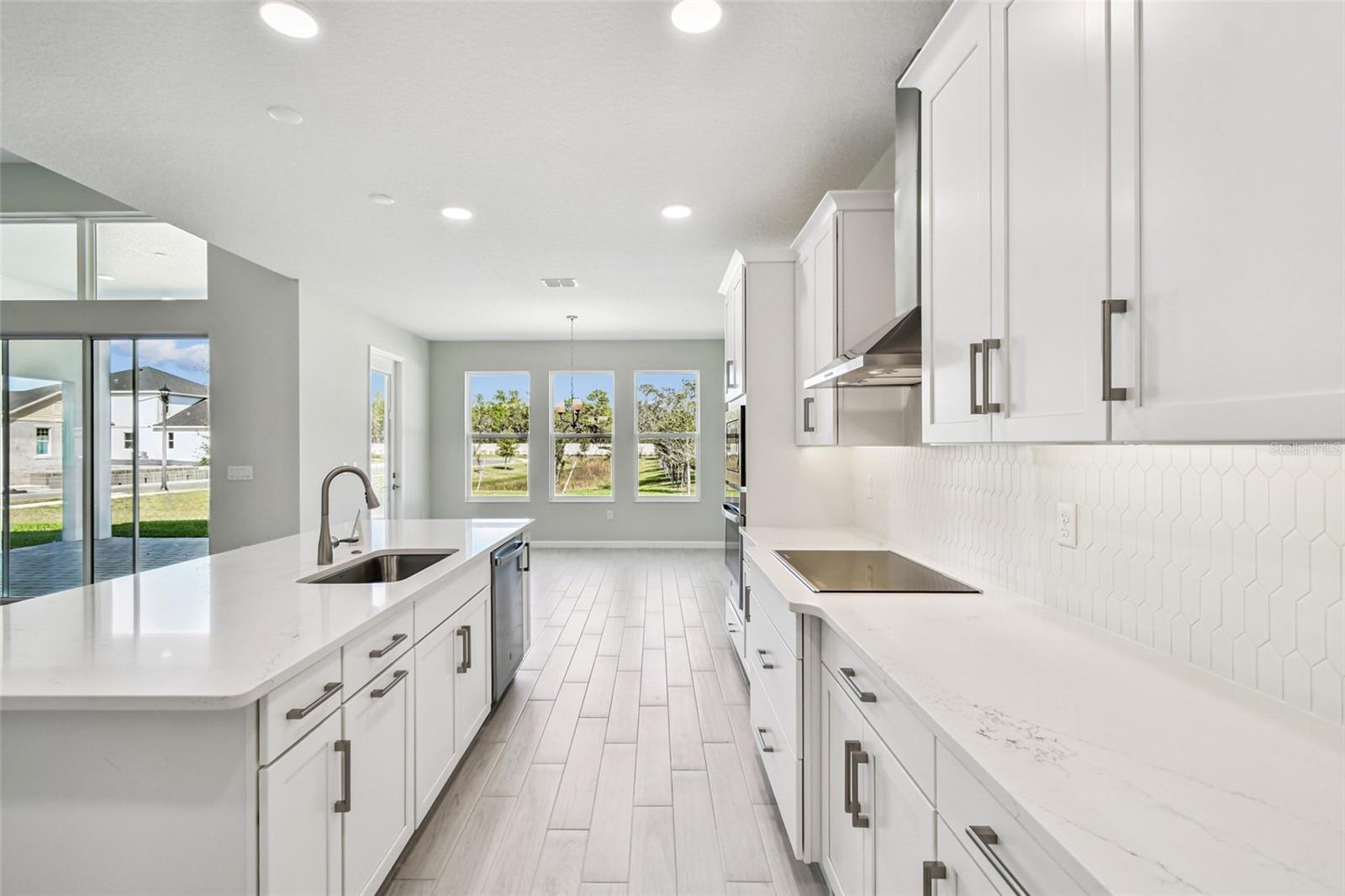 HAWK'S OVERLOOK - Residential