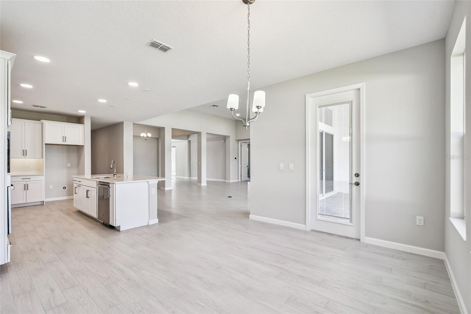 HAWK'S OVERLOOK - Residential