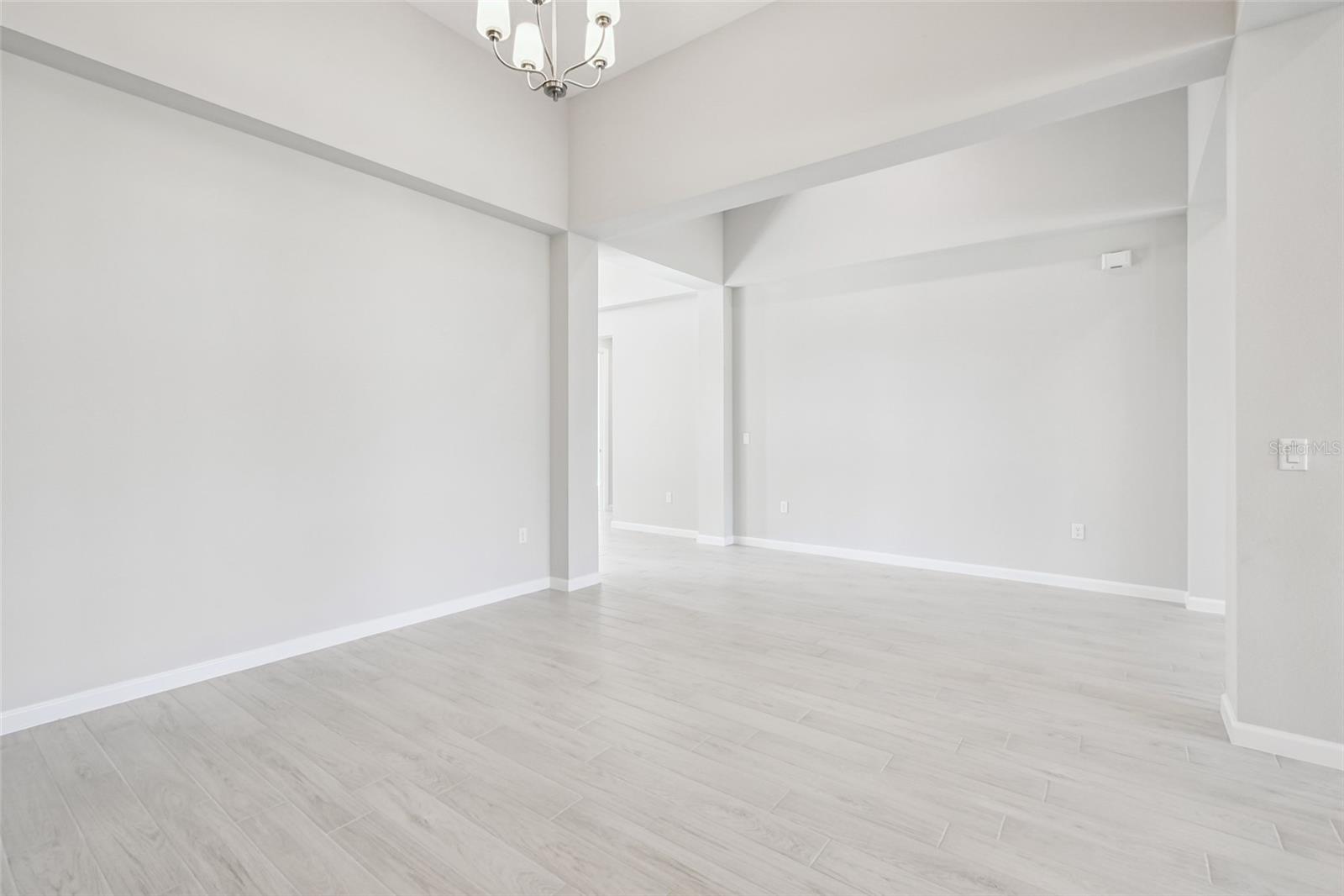 HAWK'S OVERLOOK - Residential