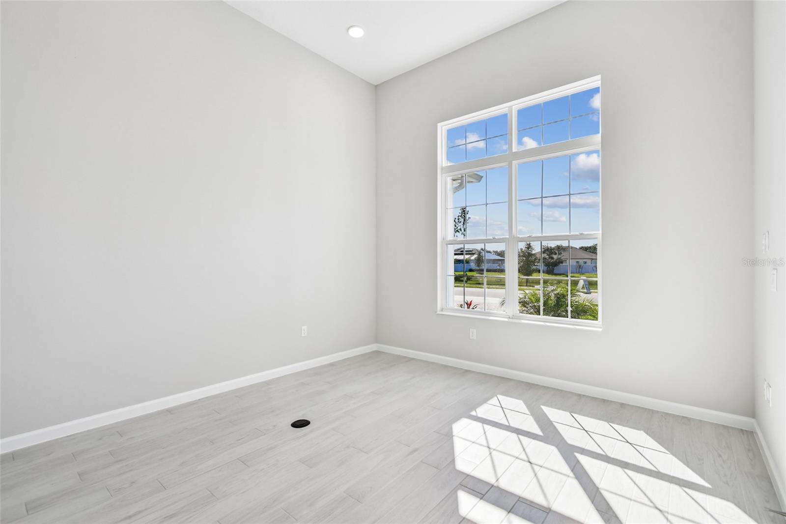 HAWK'S OVERLOOK - Residential