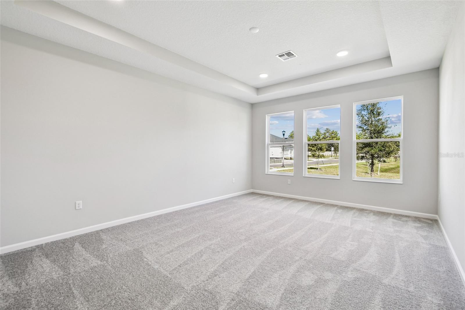 HAWK'S OVERLOOK - Residential