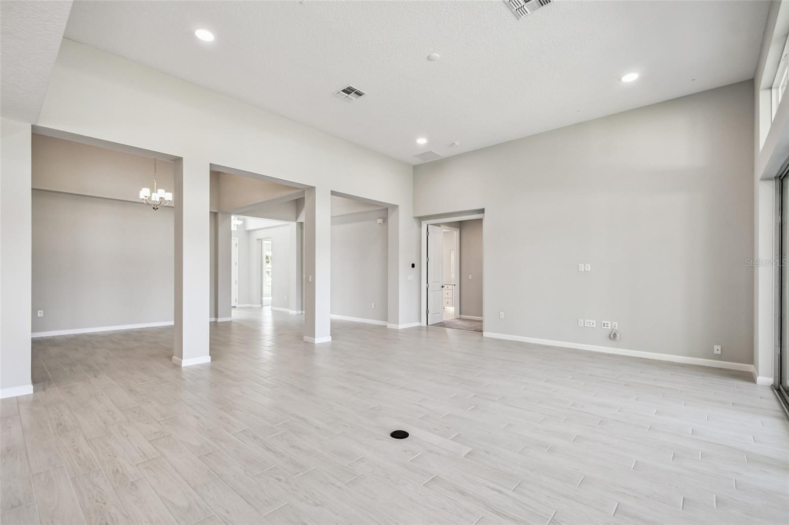 HAWK'S OVERLOOK - Residential