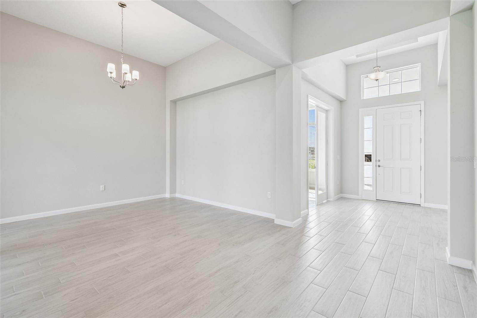 HAWK'S OVERLOOK - Residential