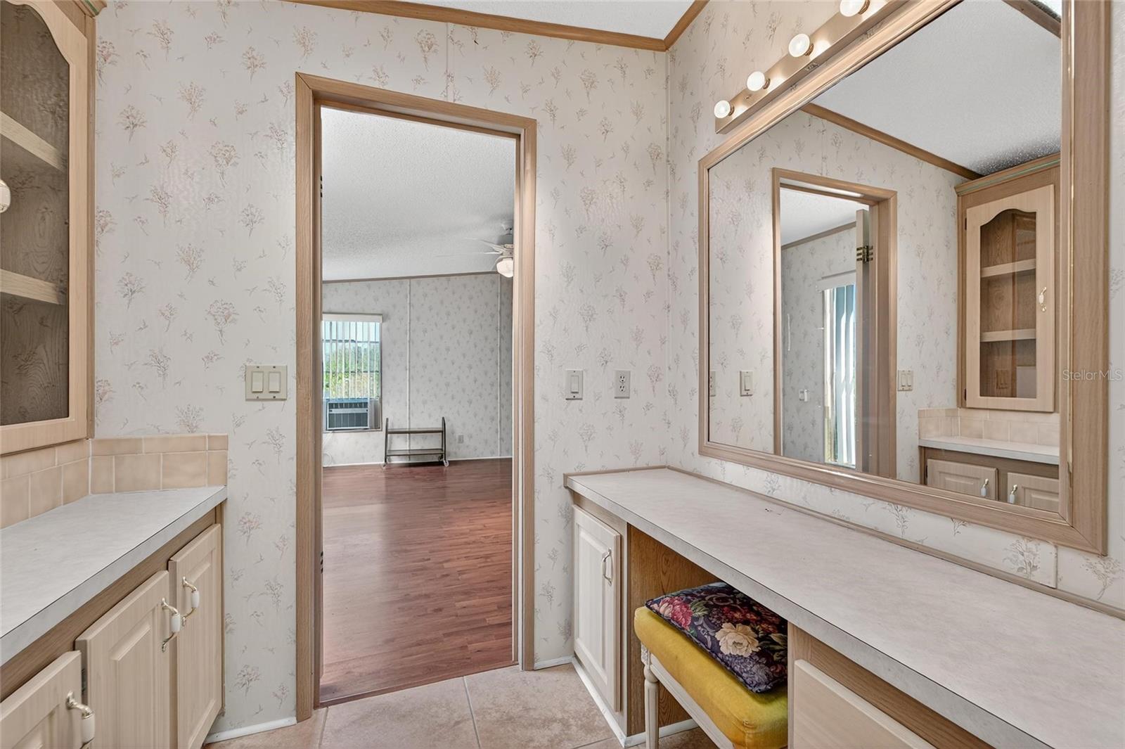 PARADISE ISLAND CO-OP INC - Residential