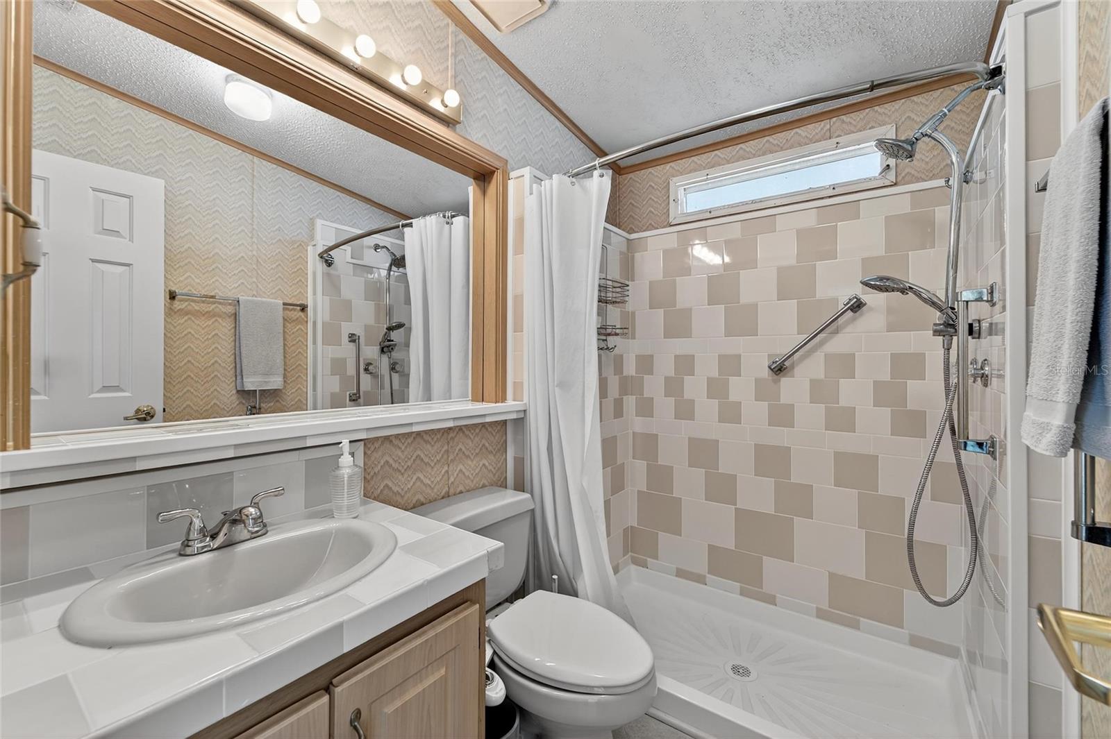 PARADISE ISLAND CO-OP INC - Residential