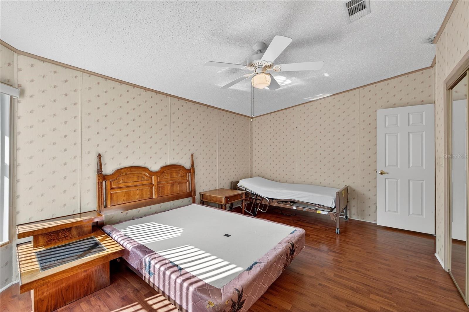 PARADISE ISLAND CO-OP INC - Residential