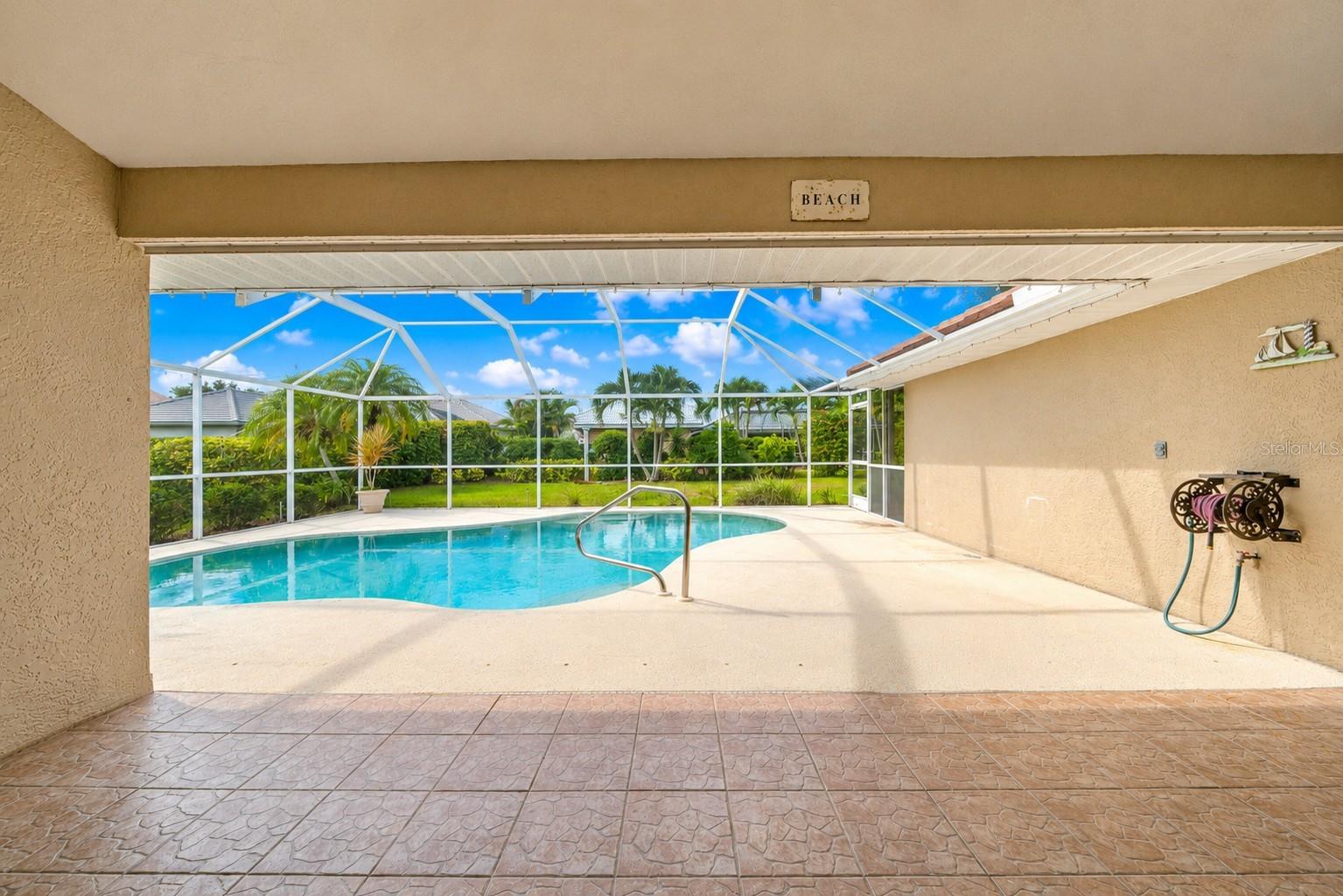 Search Properties for Sale 3 555 PARK ESTATES SQUARE