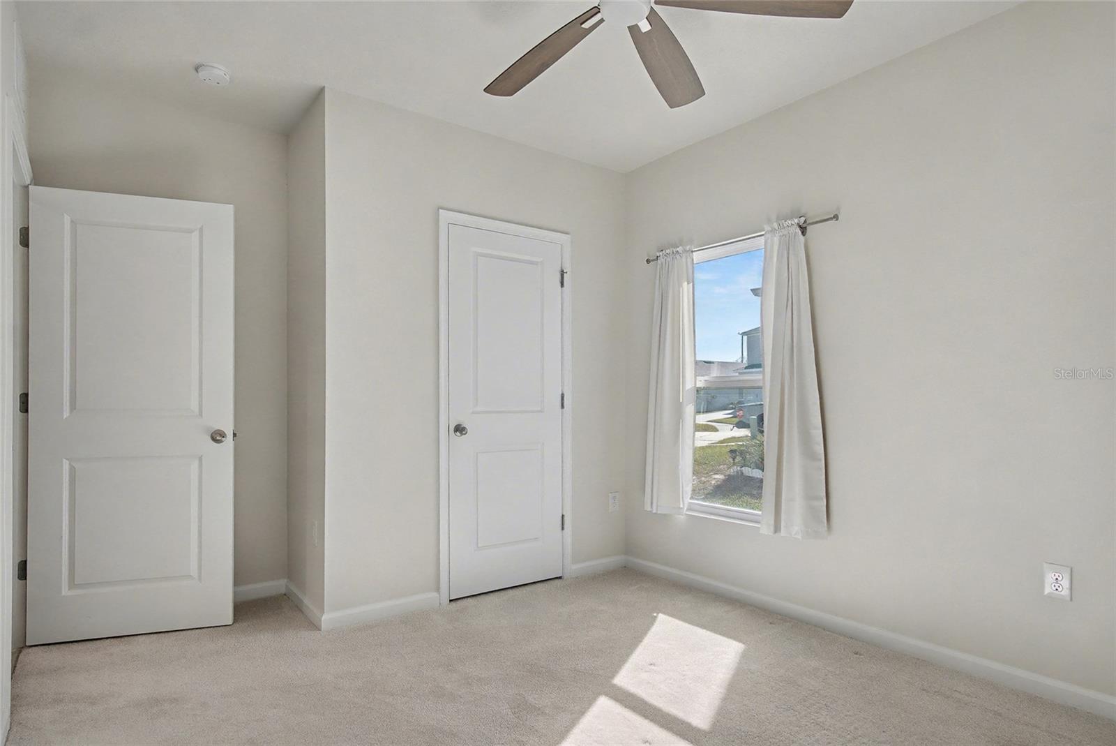 GRACELYN GROVE PH I - Residential Lease