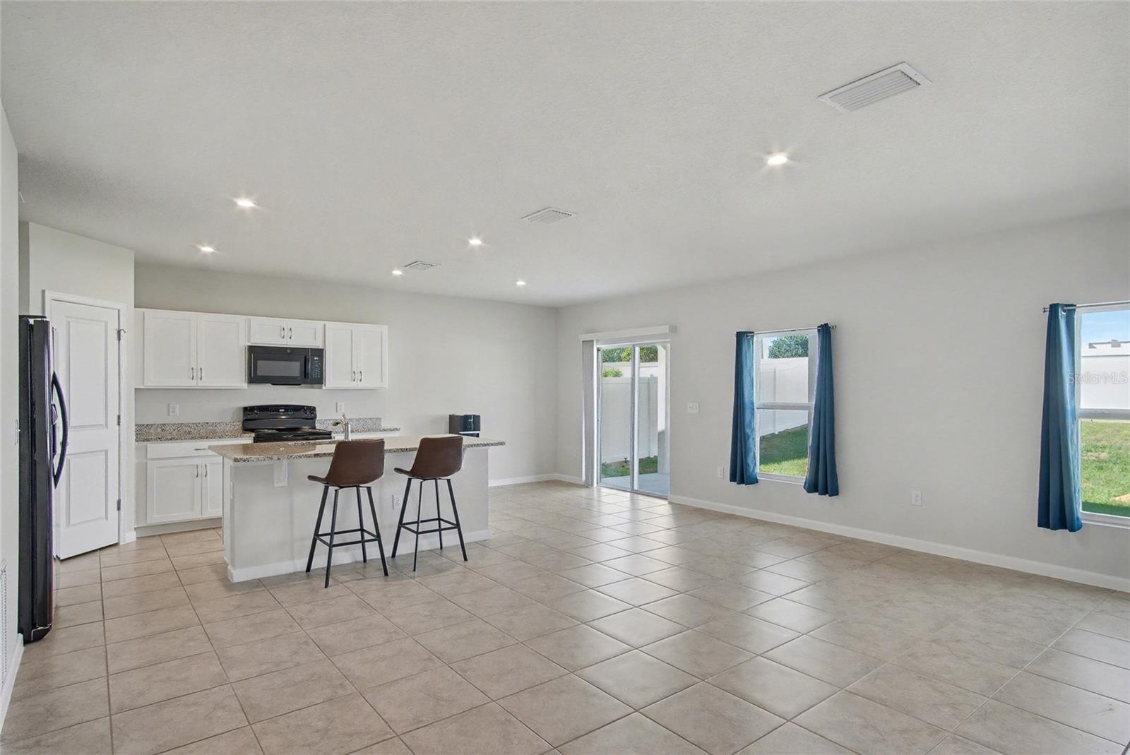 GRACELYN GROVE PH I - Residential Lease