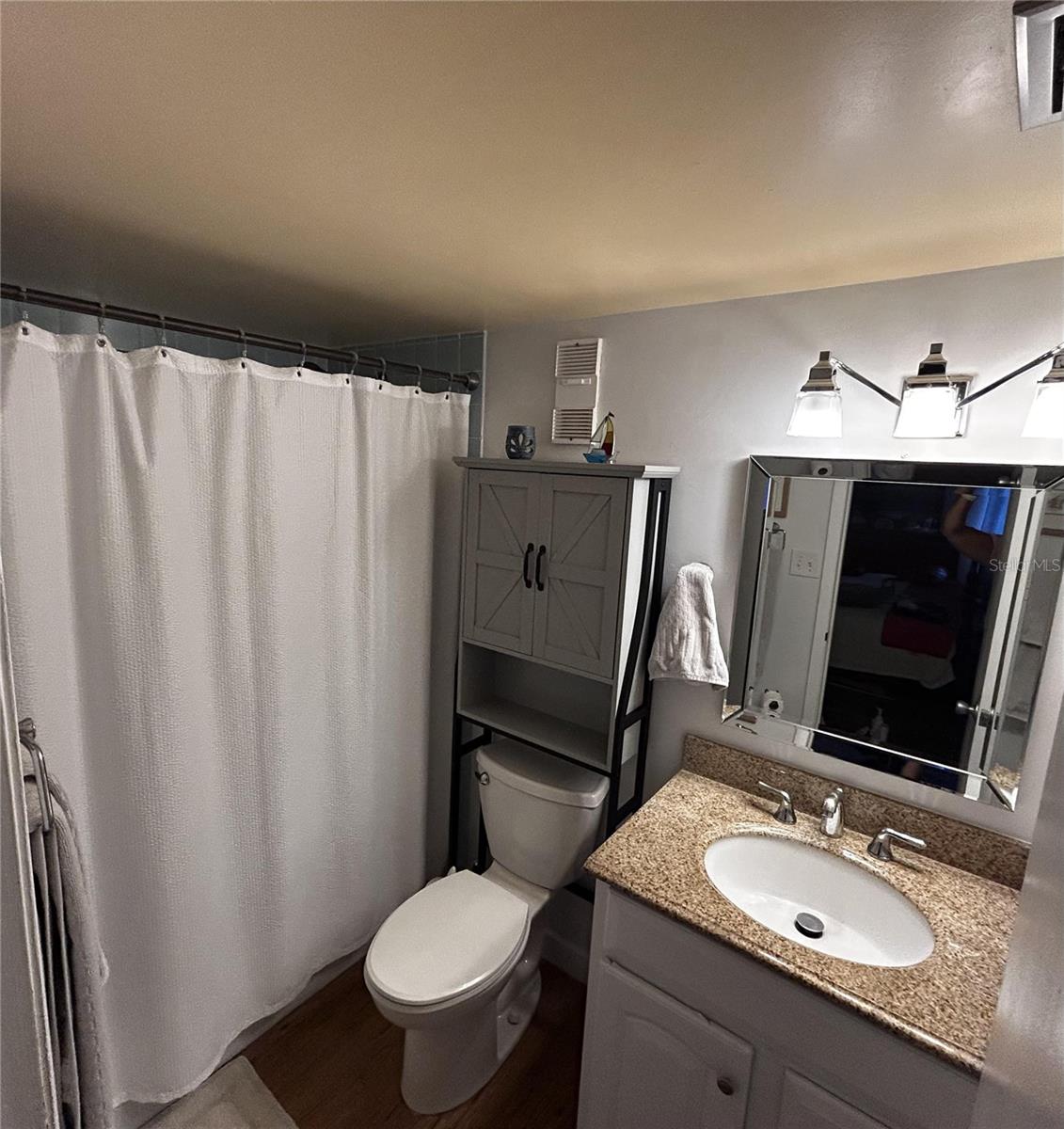 OCEAN REEF VILLAS - Residential Lease